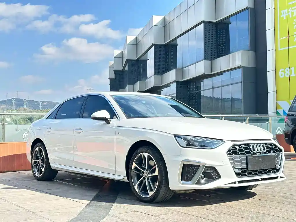 Audi A4L 2024 40 TFSI Fashion Dynamic Edition