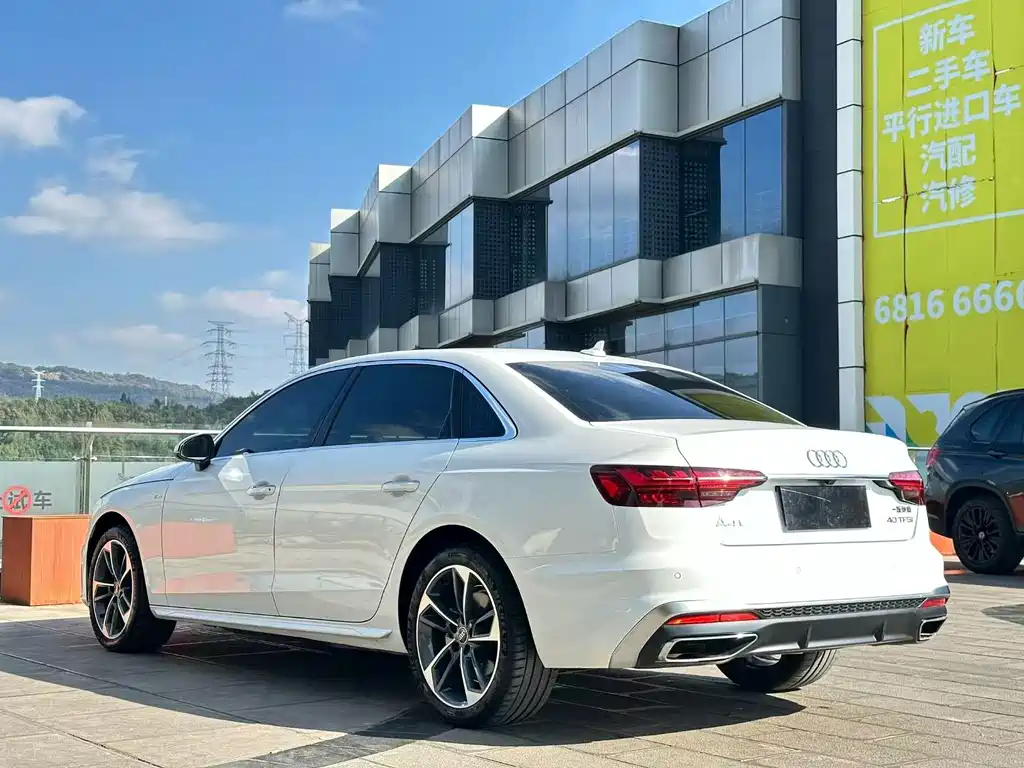 Audi A4L 2024 40 TFSI Fashion Dynamic Edition