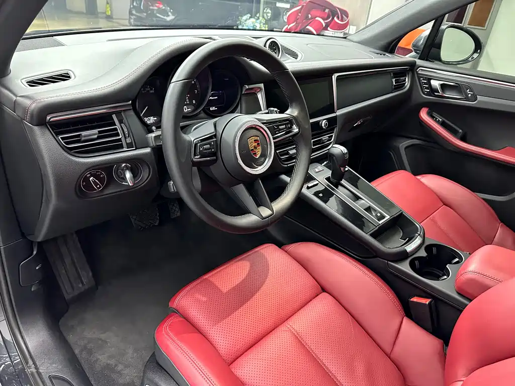 Macan 2022 2.0T