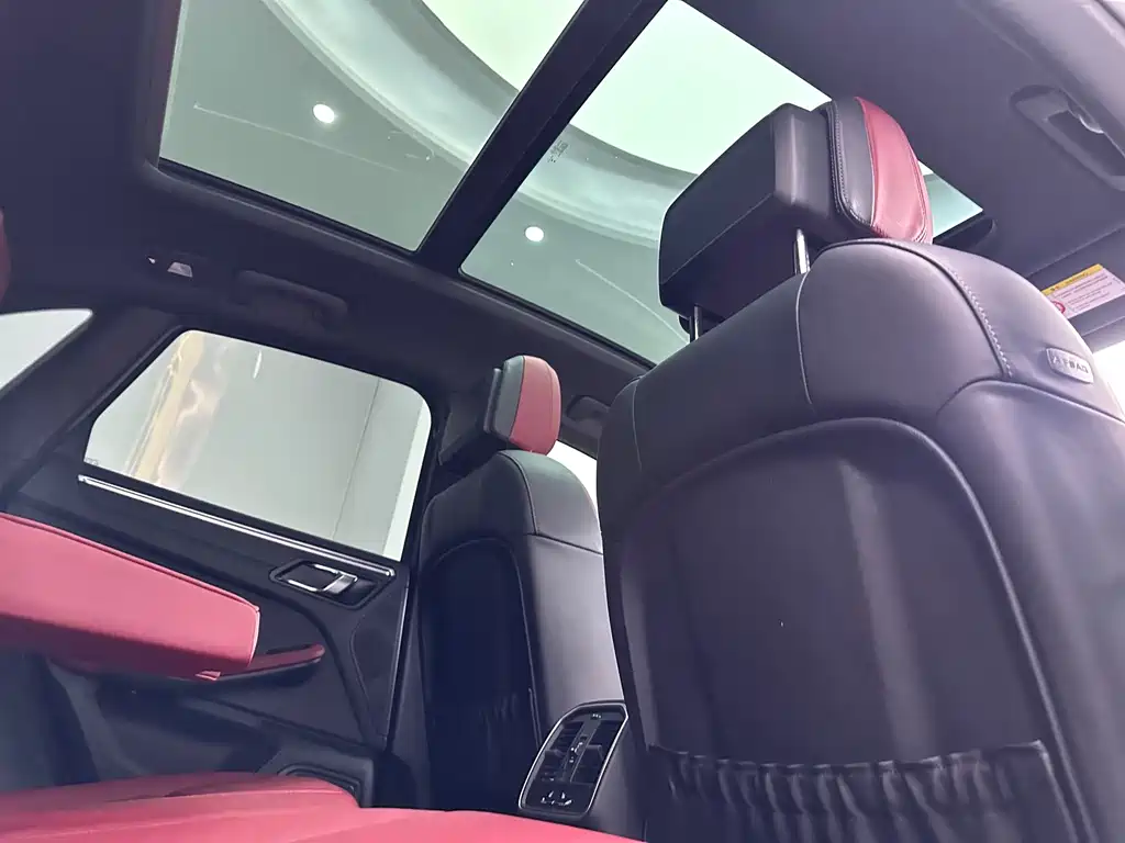Macan 2022 2.0T