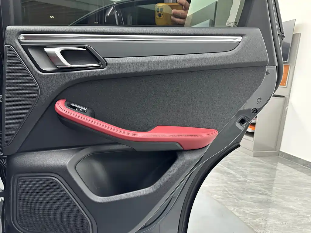 Macan 2022 2.0T