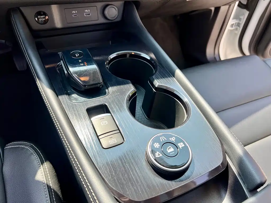 Qashqai 2023 e-POWER Hyper Hybrid Dual Motor 4WD Luxury Edition