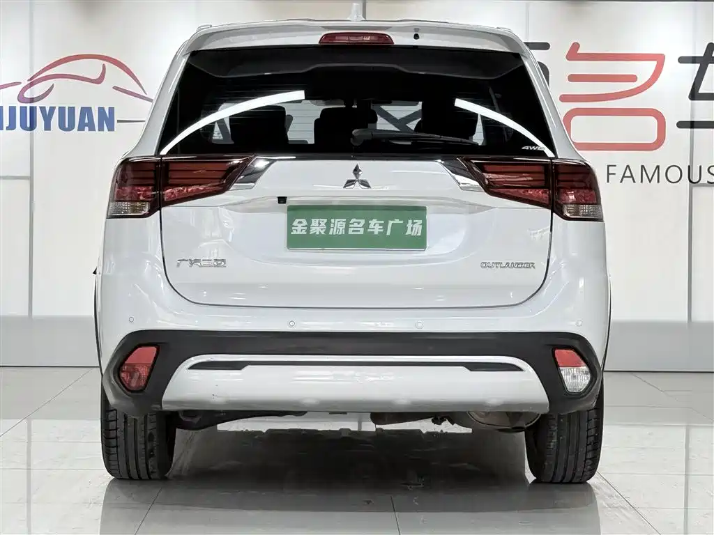 Outlander 2020 2.4L 4WD Premium 5-seat