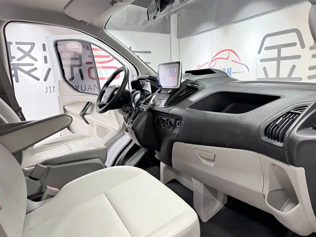 Touro 2020 2.0T Automatic Elite Edition National VI