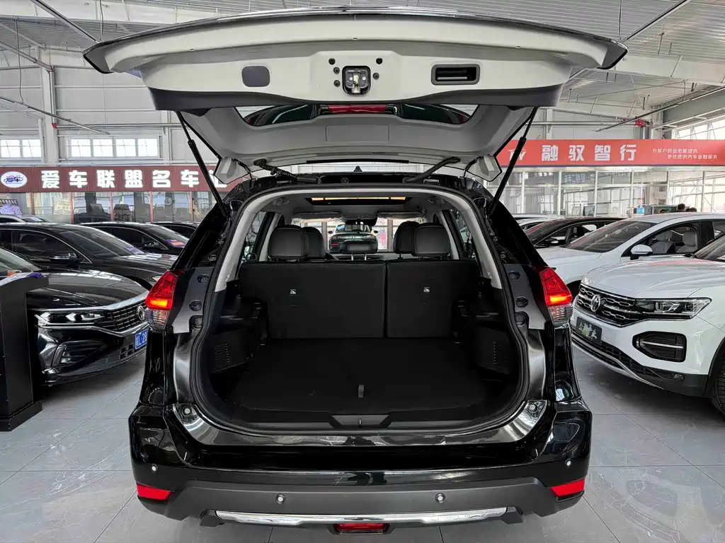 Qashqai 2022 2.0L Two-wheel drive Smart Link Comfort Edition