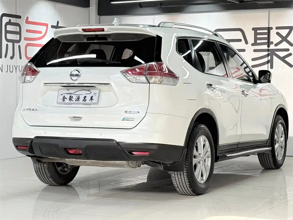 Qashqai 2014 2.0L CVT Comfort Edition 2WD