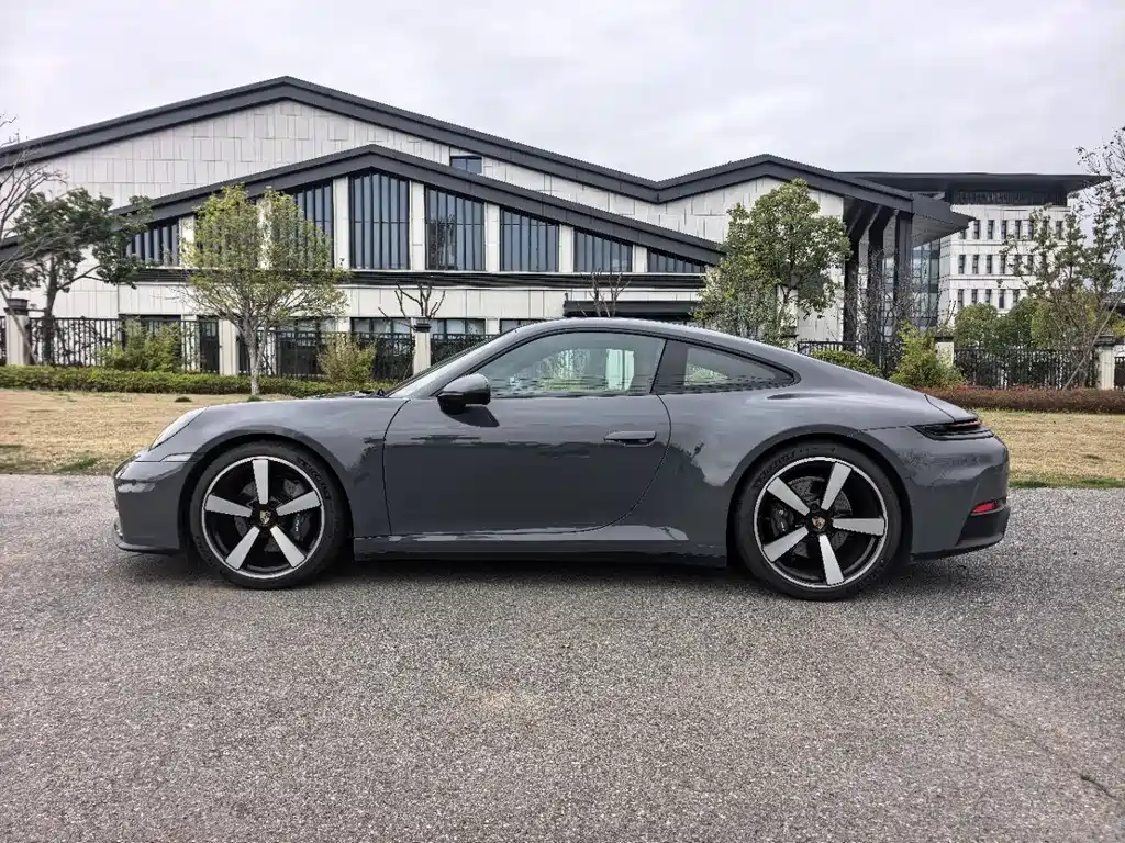 Porsche 911 2025 Carrera 3.0T