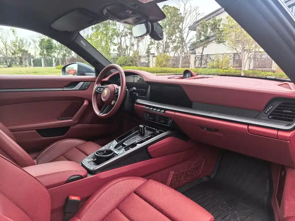 Porsche 911 2025 Carrera 3.0T