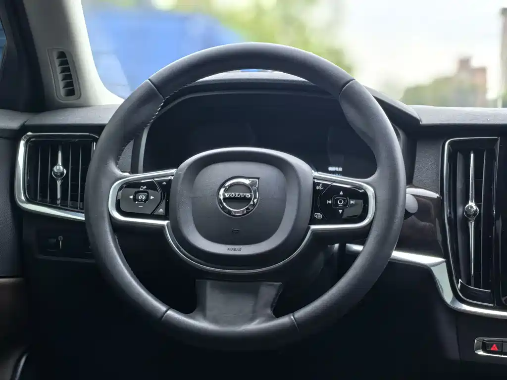 Volvo S90 2017 T4 Smart Edition