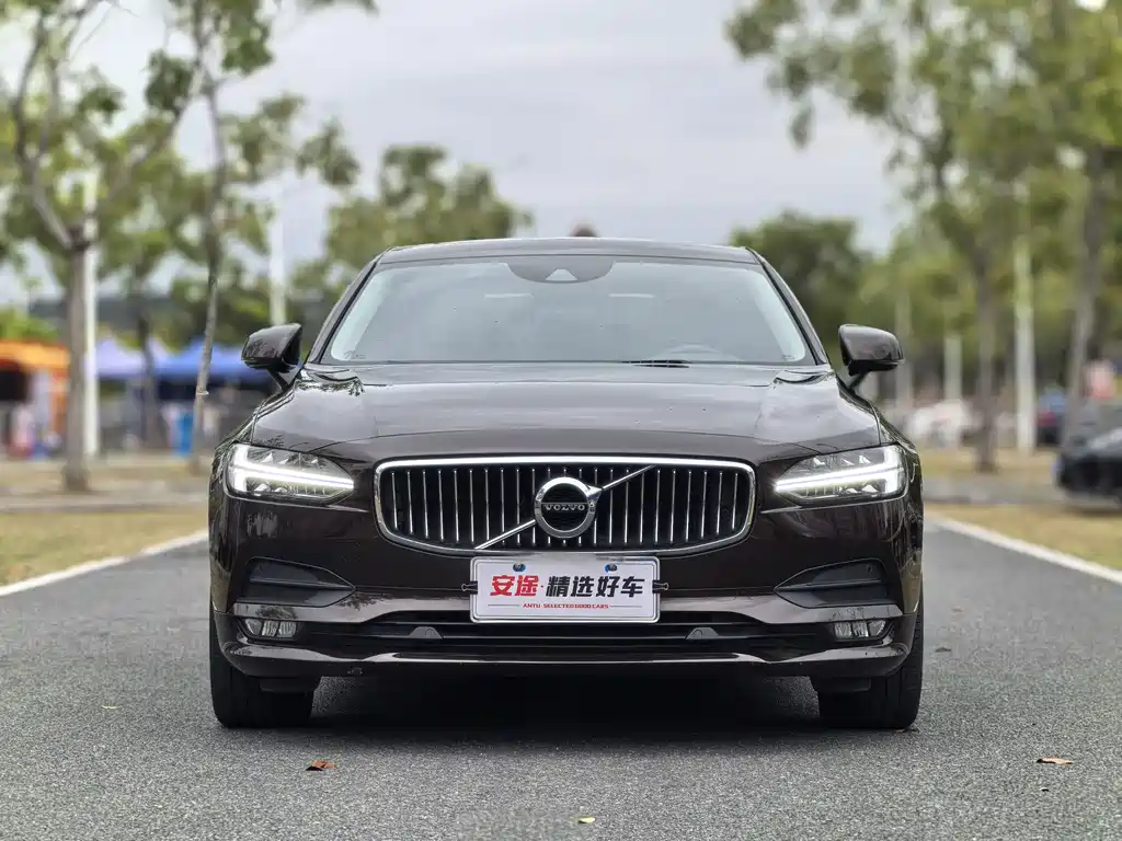 Volvo S90 2017 T4 Smart Edition