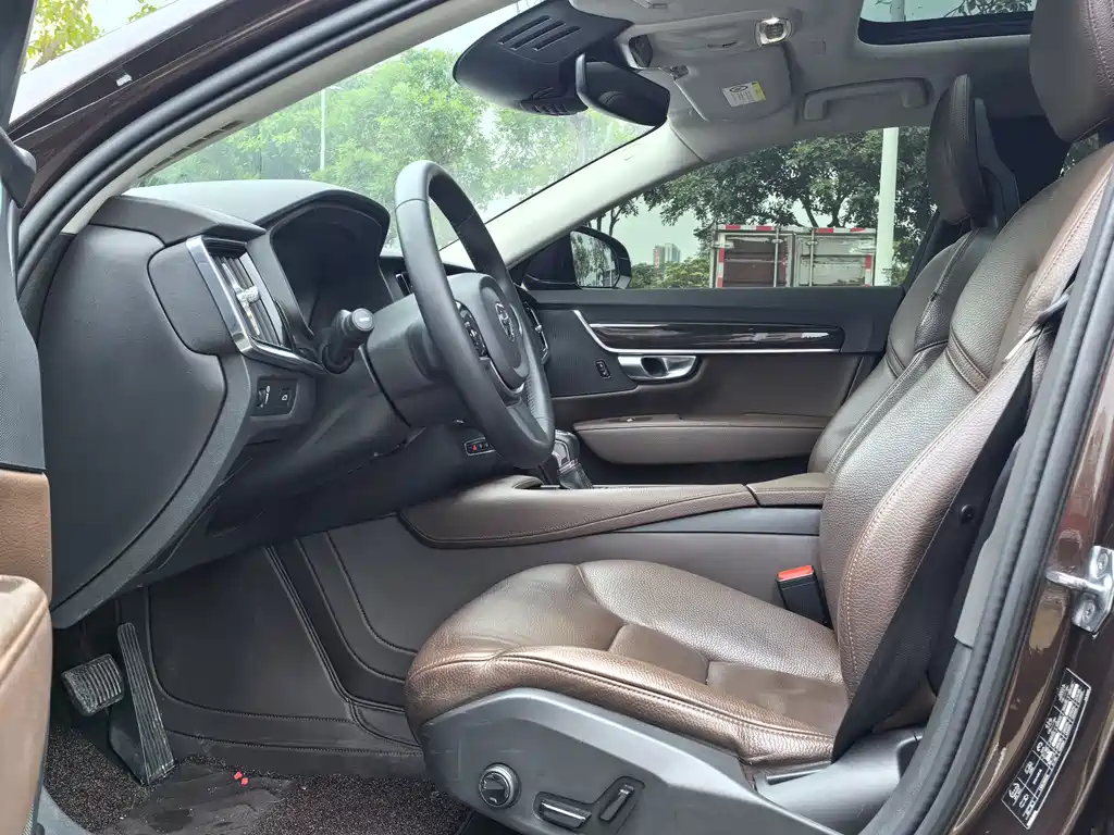 Volvo S90 2017 T4 Smart Edition