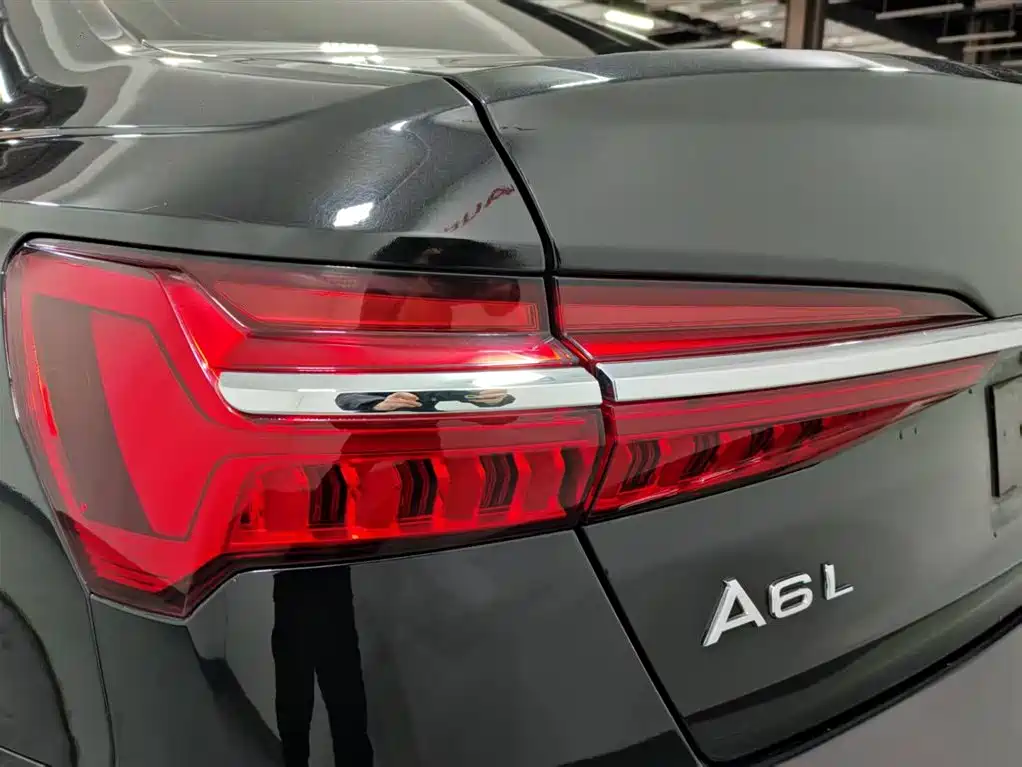 Audi A6L 2021 45 TFSI Prestige Edition