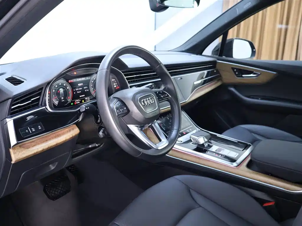 Audi Q7 2022 55 TFSI quattro S line Snow Sports Edition