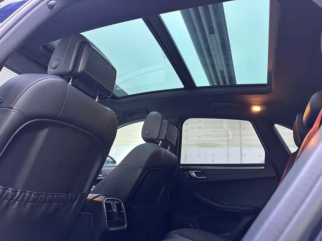 Macan 2018 2.0T