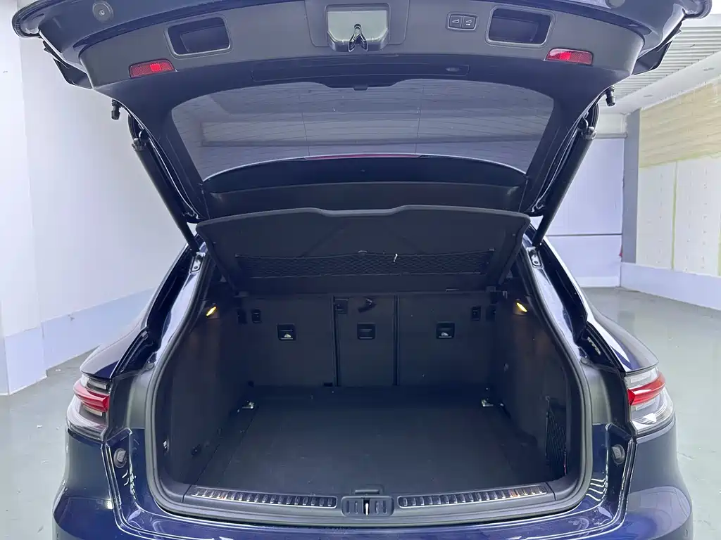 Macan 2018 2.0T