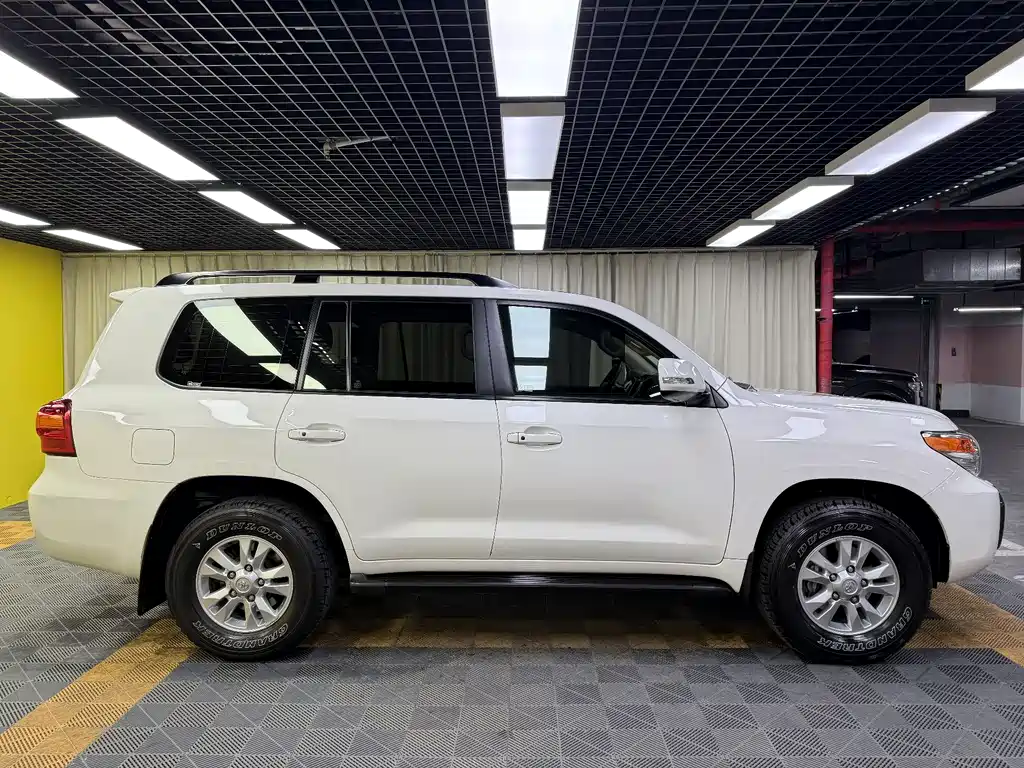 Land Cruiser 2012 4.0L Automatic VX
