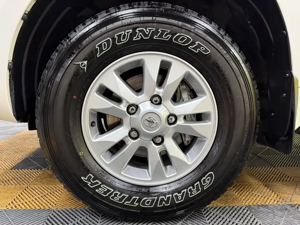 Land Cruiser 2012 4.0L Automatic VX