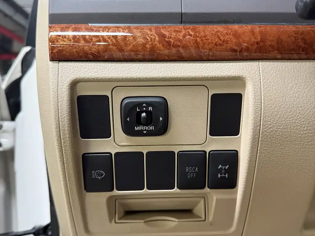 Land Cruiser 2012 4.0L Automatic VX