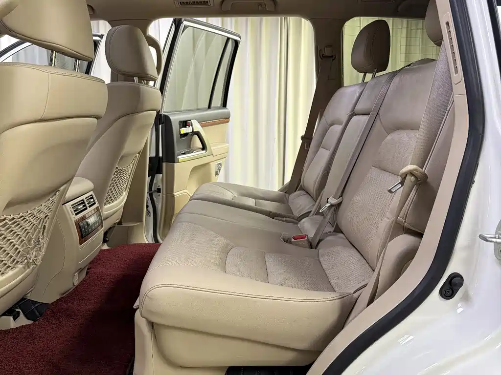 Land Cruiser 2012 4.0L Automatic VX