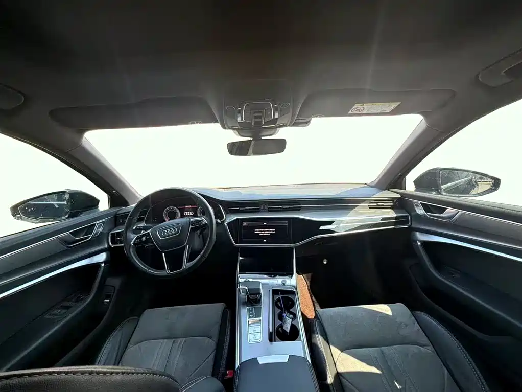 Audi A6L 2023 45 TFSI Prestige Dynamic Edition