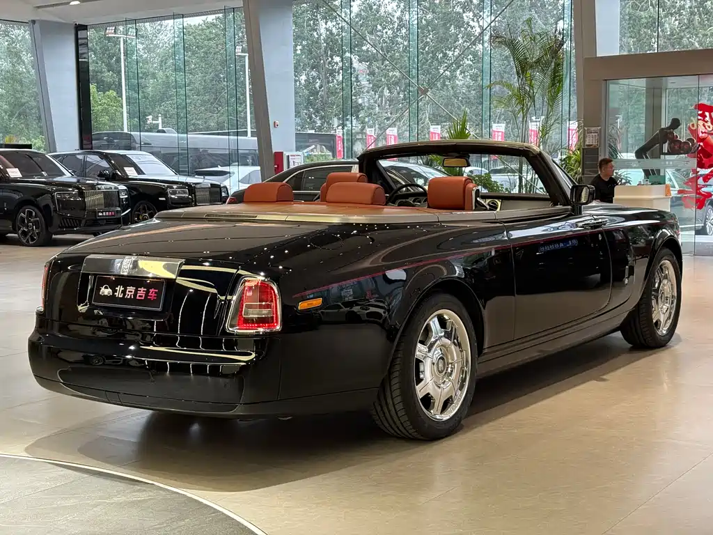 Phantom 2007 model 6.7L soft-top convertible