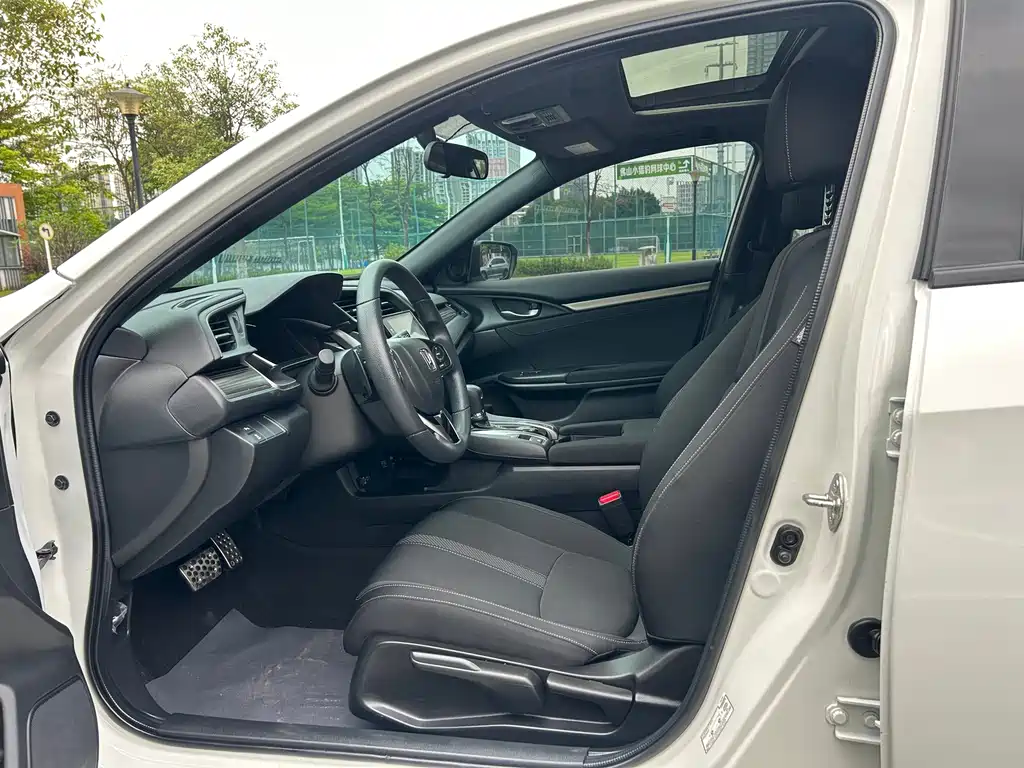 Civic 2021 Hatchback 220TURBO CVT ChaoKuKong