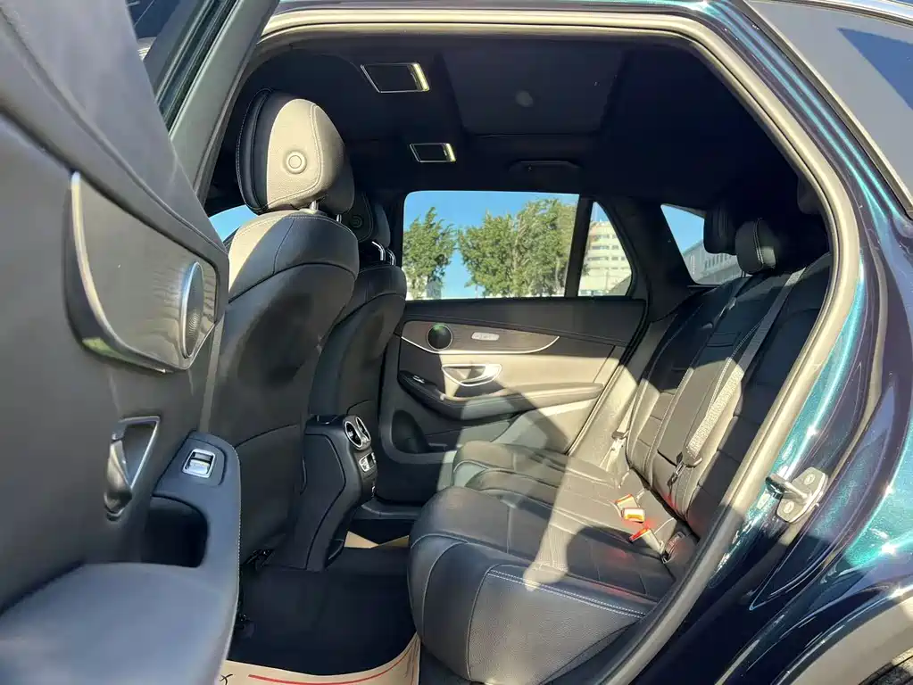 Mercedes-Benz GLC 2022 Facelift 260 L 4MATIC Luxury Edition