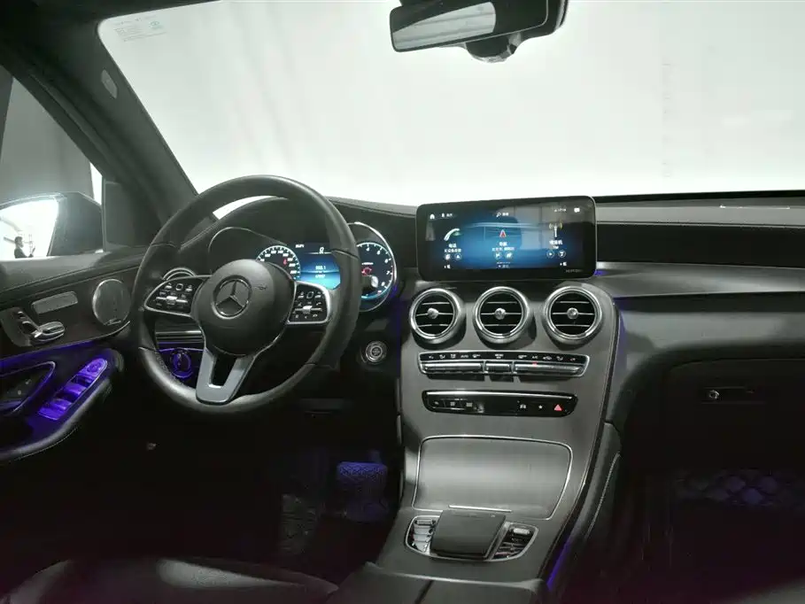 Mercedes GLC 300 L 4MATIC Sportline 2020款
