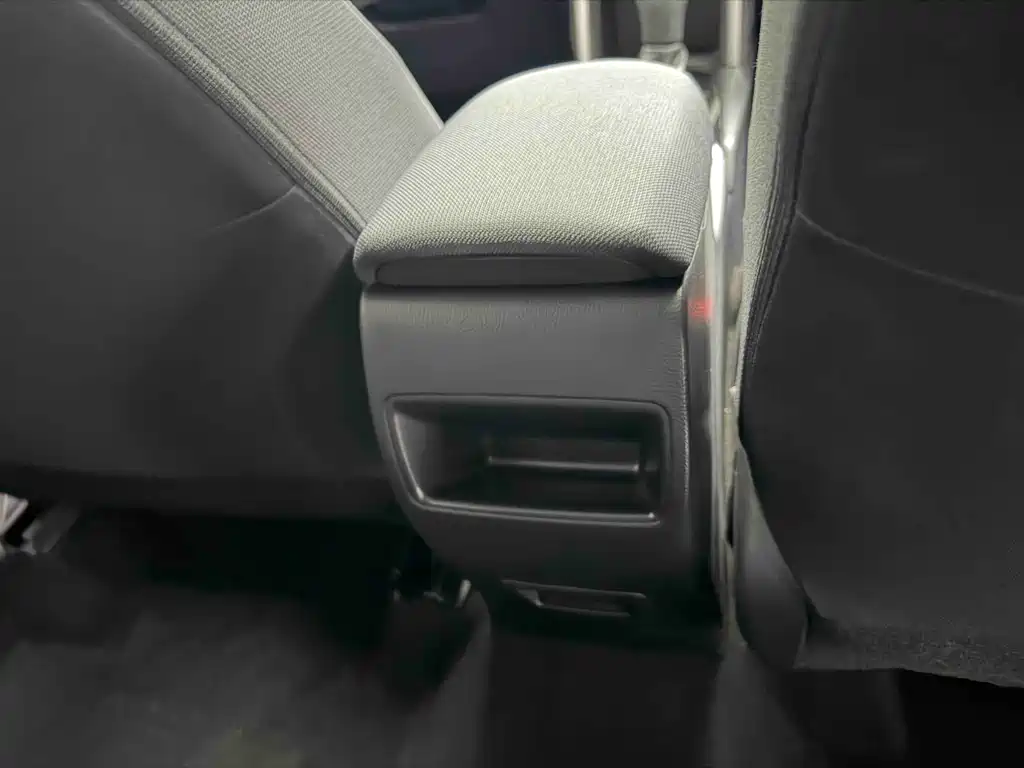 2024 FAW Land Cruiser 2.0L Hybrid Leading Edition