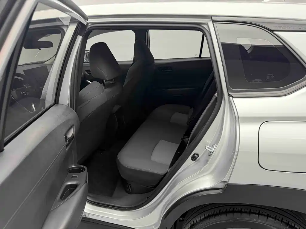 2024 FAW Land Cruiser 2.0L Hybrid Leading Edition