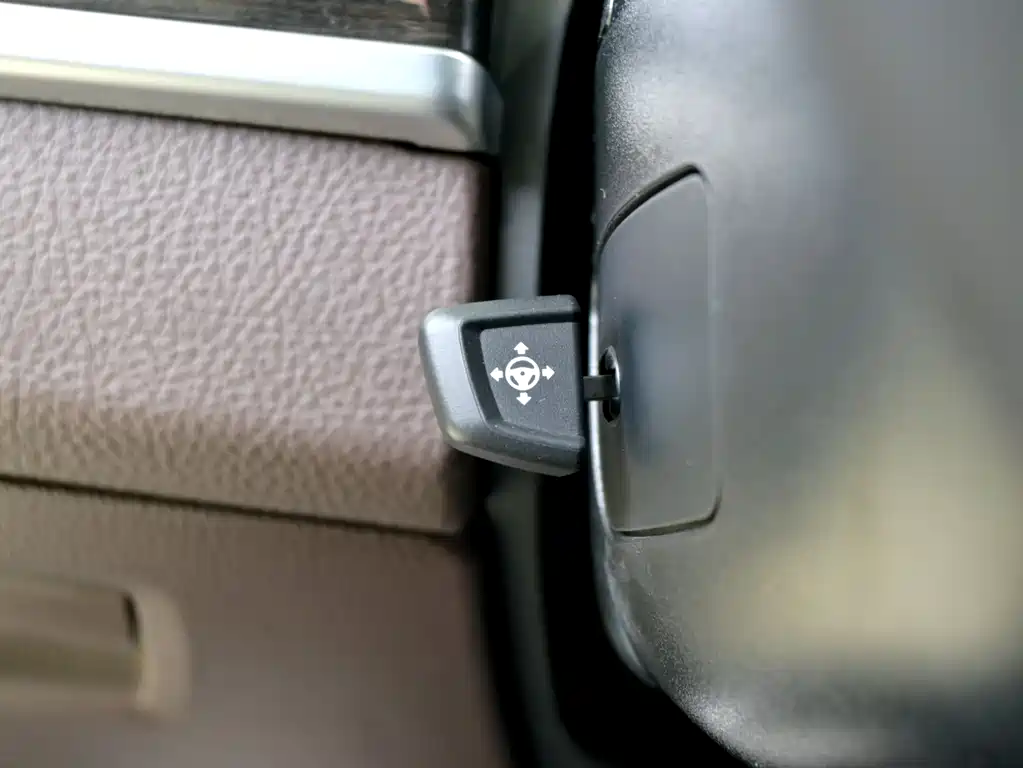 BMW 5 Series 2014 model 525Li Luxury Design Package