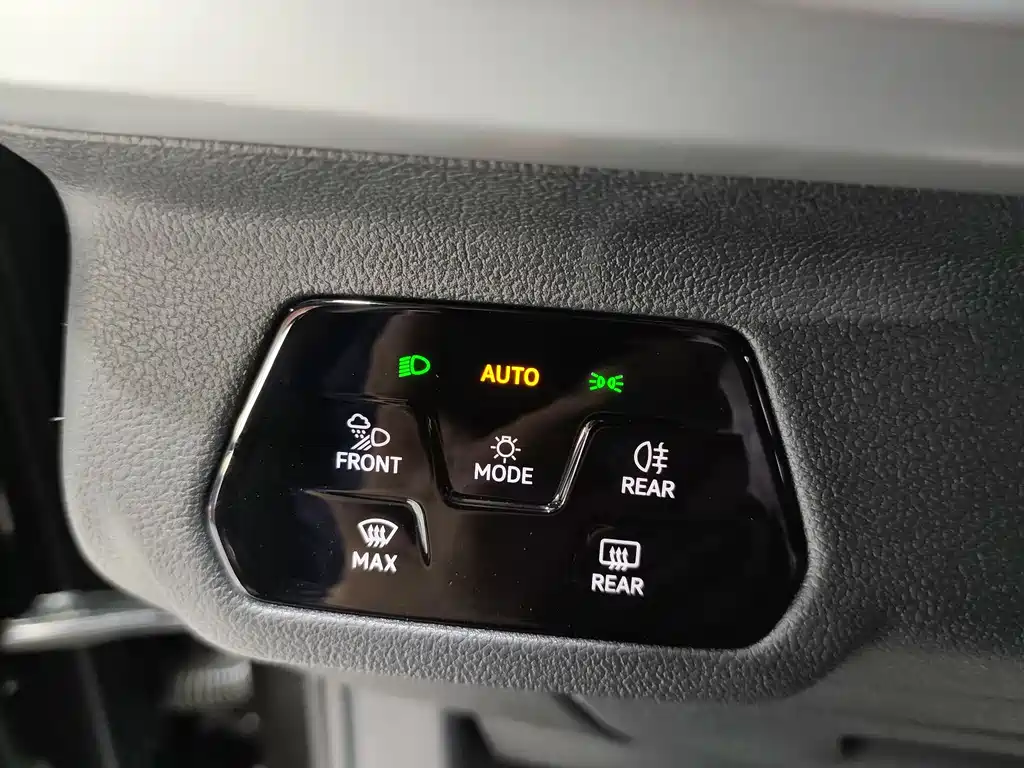 揽巡 2025 380TSI 4x4 R-Line Touring ZHONGXING