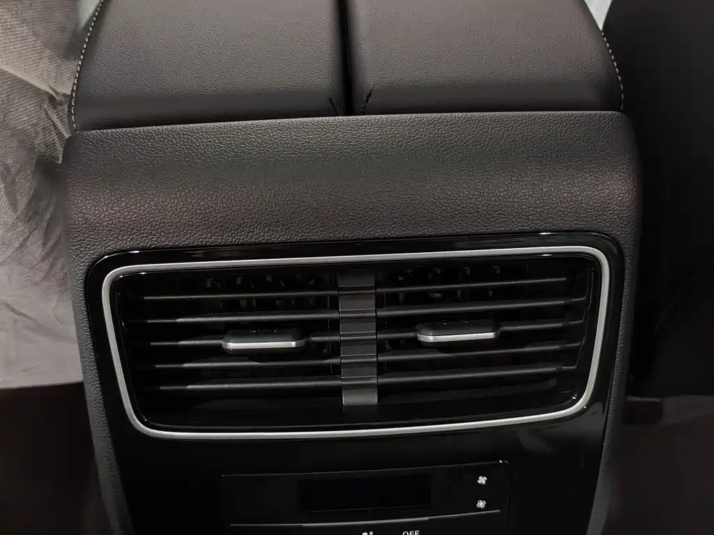 揽巡 2025 380TSI 4x4 R-Line Touring ZHONGXING