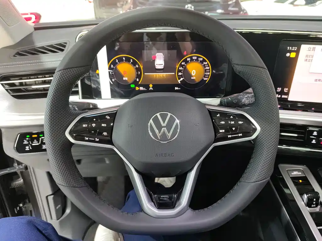 揽巡 2025 380TSI 4x4 R-Line Touring ZHONGXING