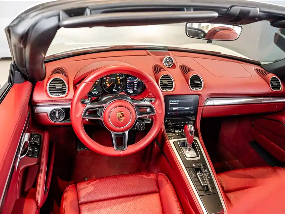 Porsche 718 Boxster 2.0T 2022 Model