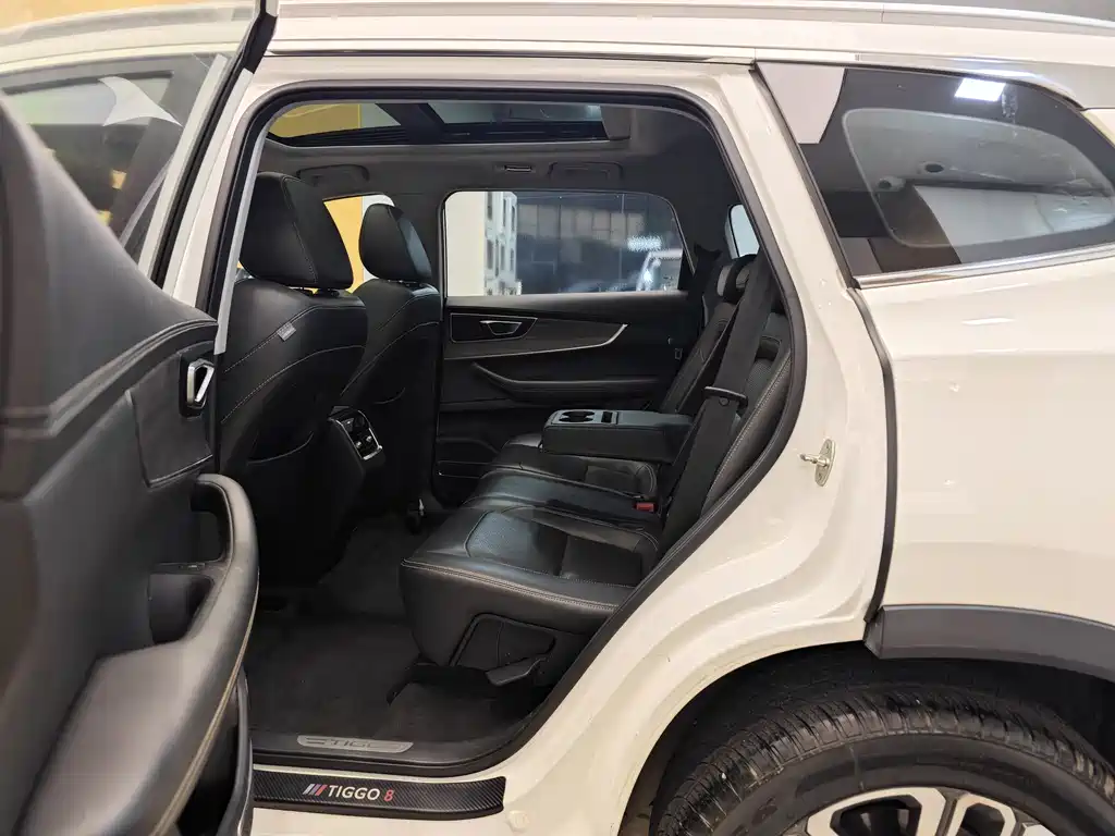 Huayue 8 2019 1.6TGDI Automatic Luxury Edition