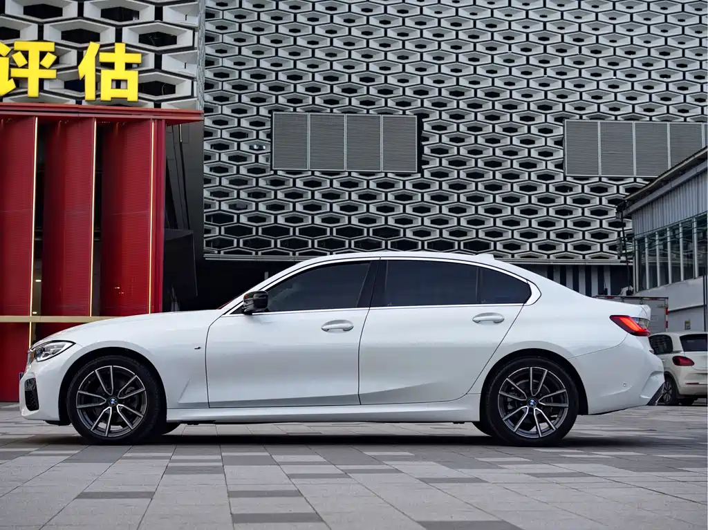 BMW 3 Series 2021 325Li M Sport Package
