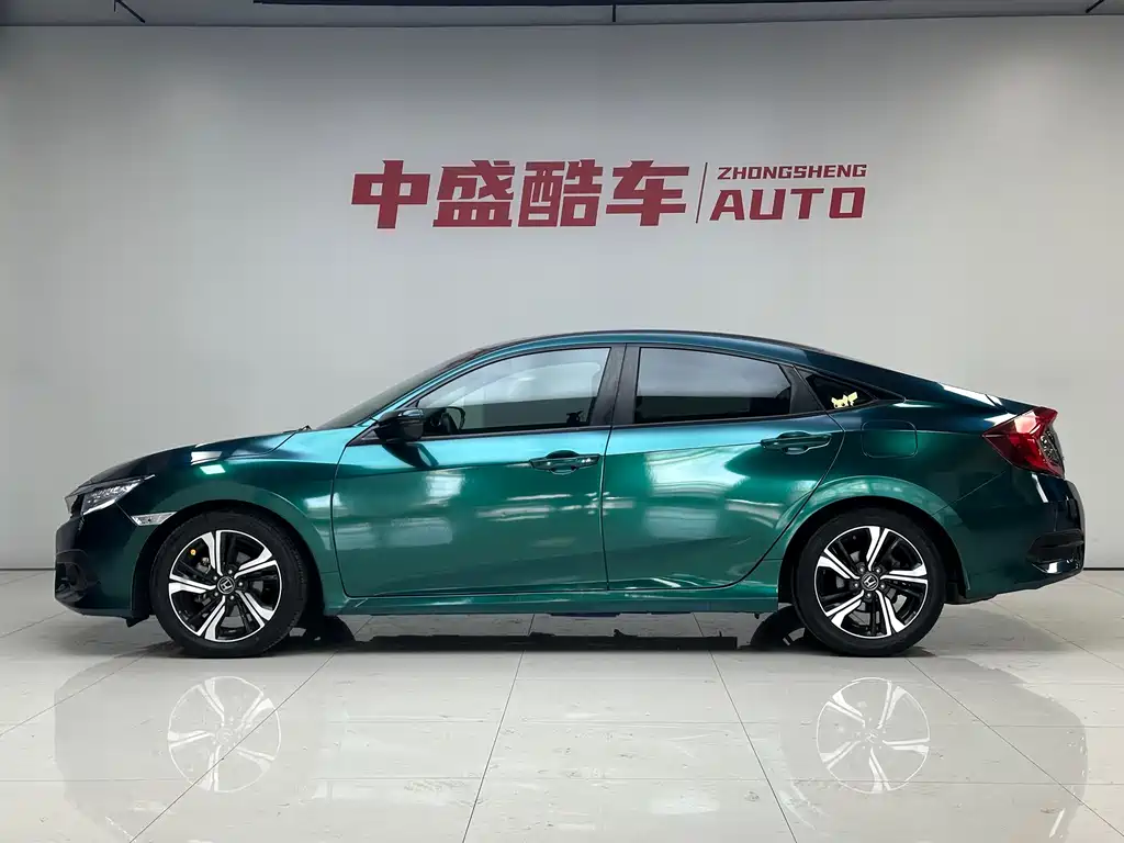 Civic 2016 220TURBO CVT Prestige Edition