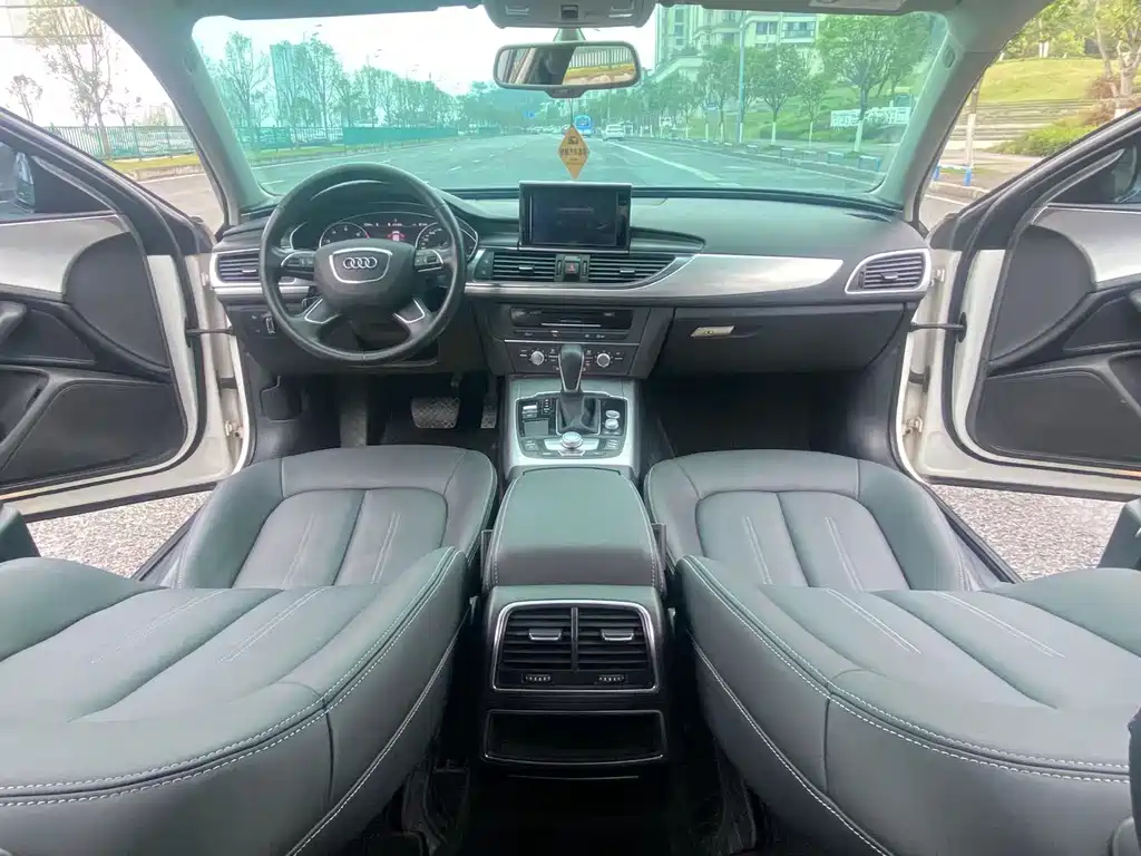 Audi A6L 2014 model TFSI standard version