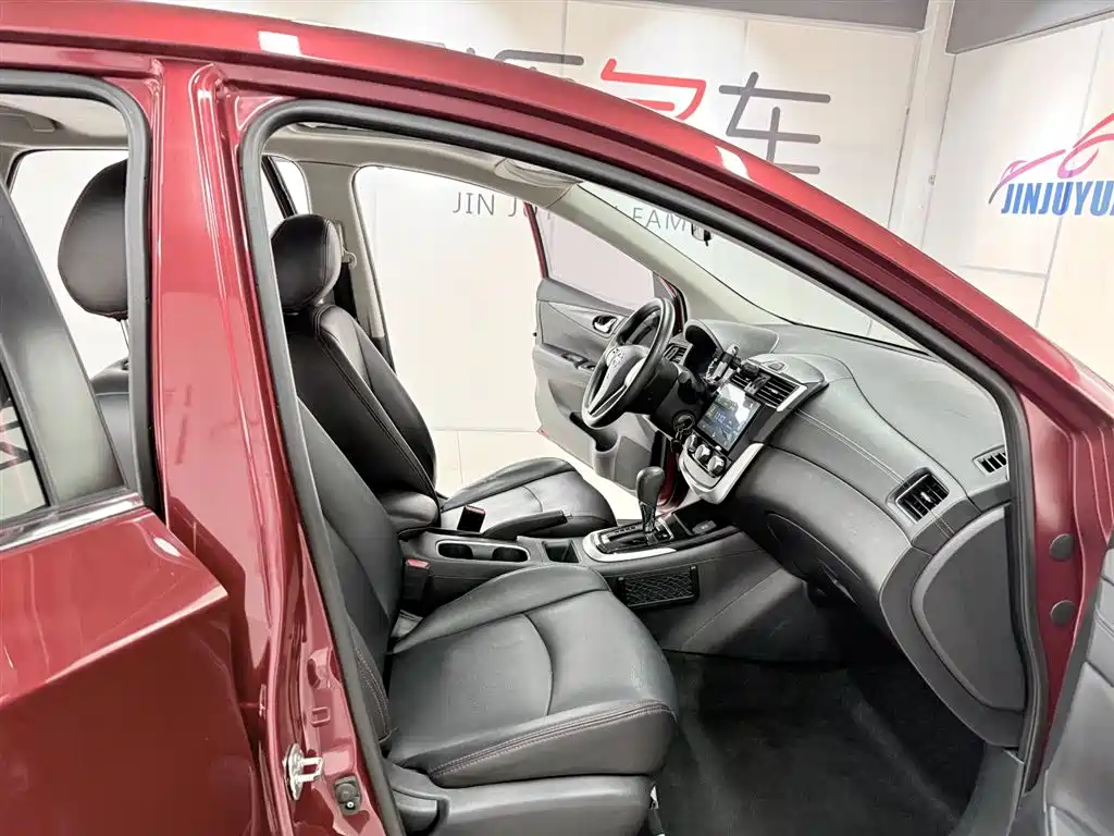 TIIDA 2019 1.6L CVT Cool Motion Edition N-V