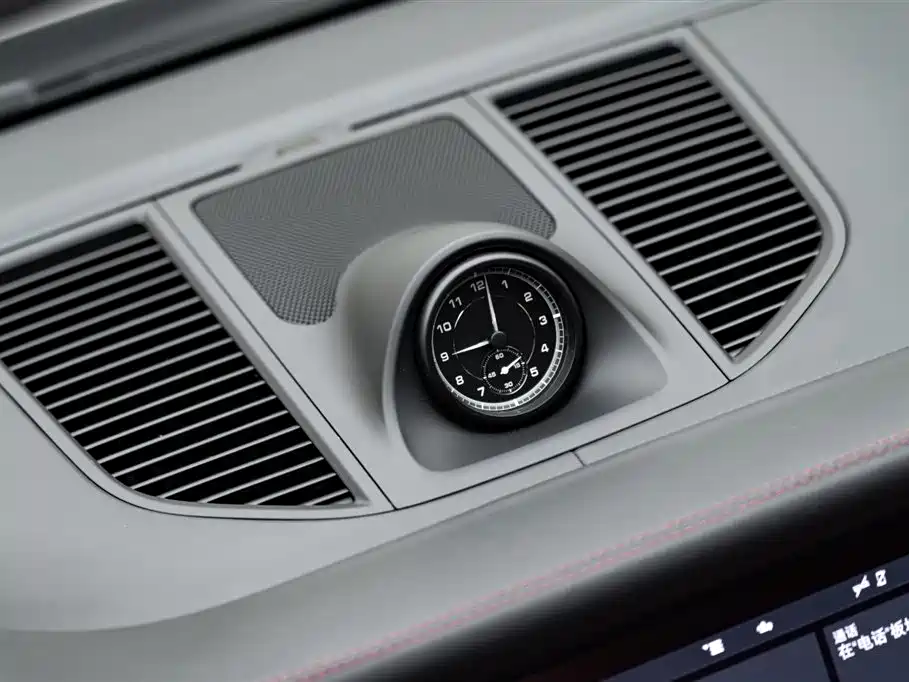 Macan 2023 2.0T