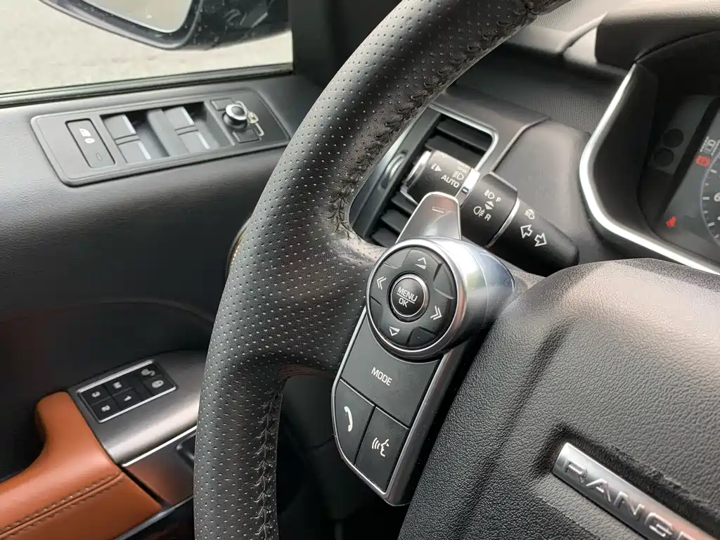 Range Rover Sport 2017 3.0 SC V6 HSE Dynamic