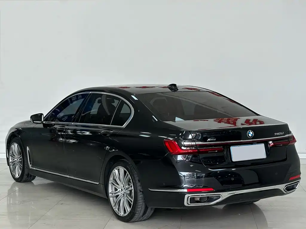 BMW 7 Series 2022 740Li xDrive Executive Luxury Package