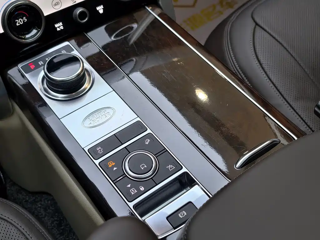 Range Rover 2021 3.0 L6 Classic Extended Edition