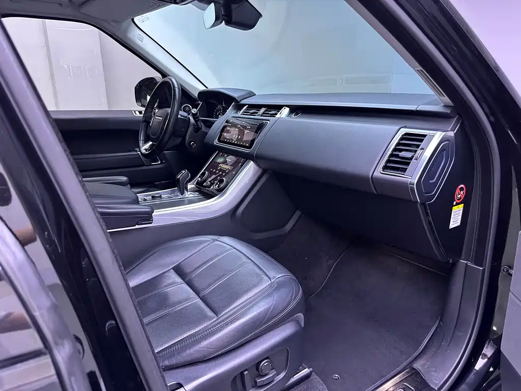 Range Rover Sport 2019 Special Edition