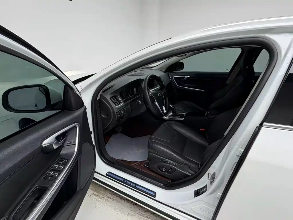 Volvo S60 2019 S60L T3 Smart Progress Edition
