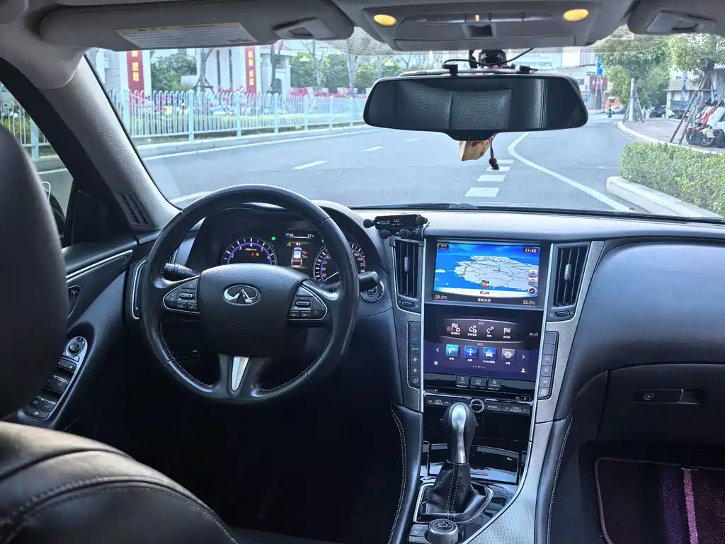 Infiniti Q50L 2016 Edition 2.0T Enjoyment Version
