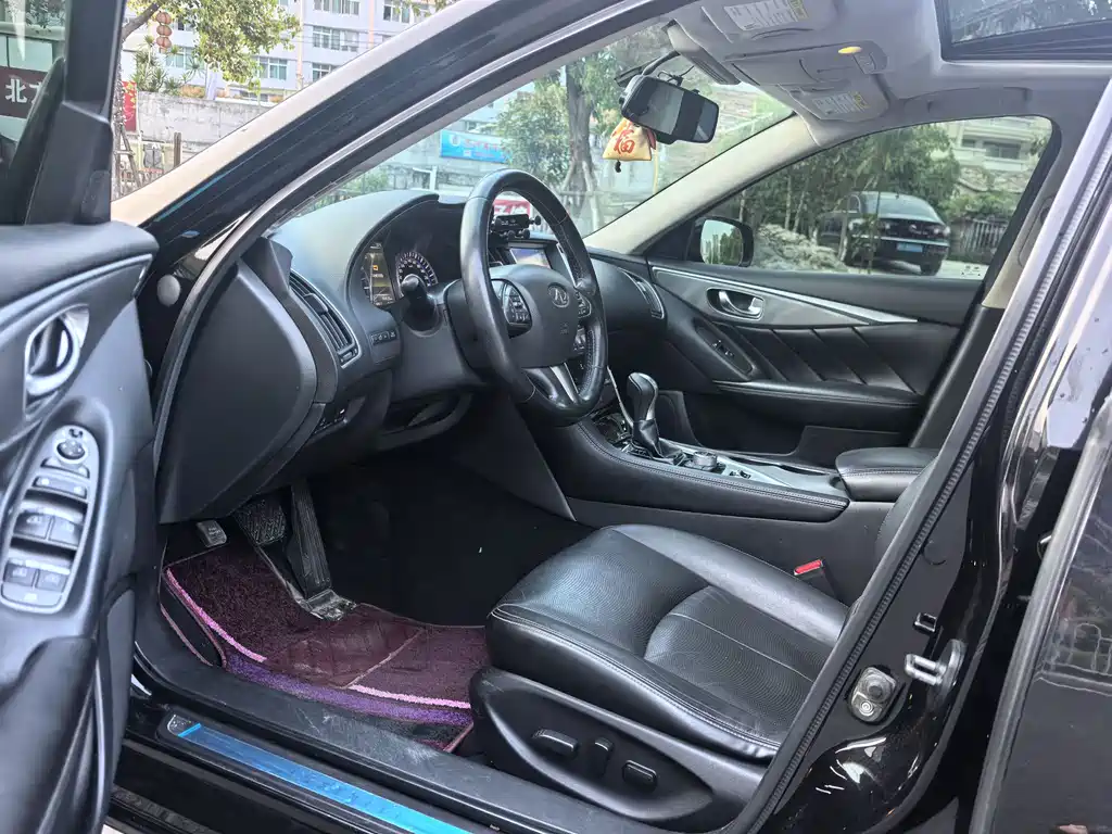Infiniti Q50L 2016 Edition 2.0T Enjoyment Version