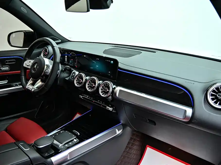 Mercedes GLB AMG 2023 AMG GLB 35 4MATIC