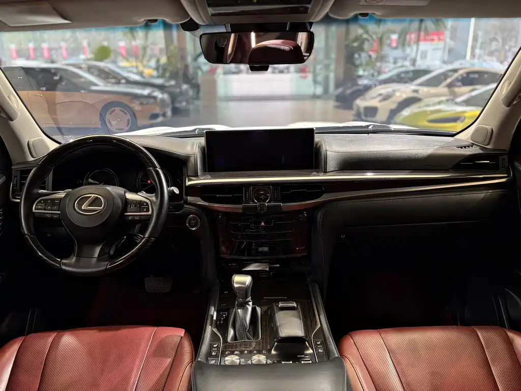 Lexus LX 2017 570 Luxury Edition